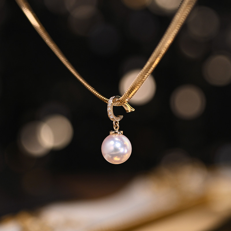 [ヘイズジュエリー] クラシックで多用途なデザイン 18Kゴールド オープンバックル 取り外し可能な日本製アコヤ 8.5-9mm