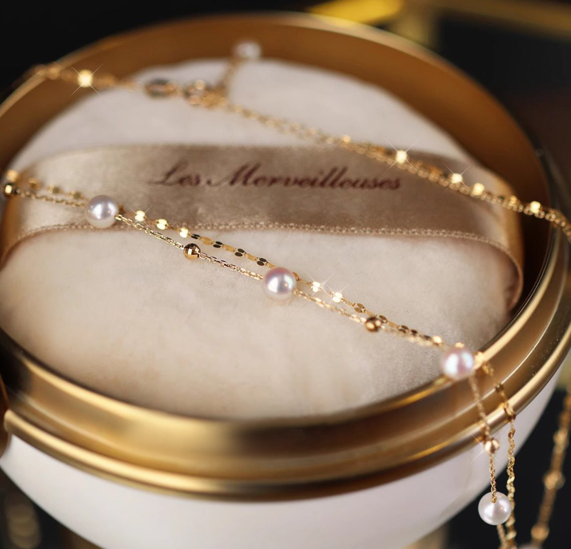 [ヘイズジュエリー] ファントムデザイン 18Kゴールド ダブルレイヤー カスミソウ ジャパニーズオーロラアコヤ 5.5-6mm