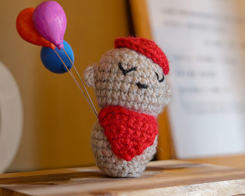 編みぐるみの「ふうせん地蔵さま」（受注制作） あみぐるみ きよごこち