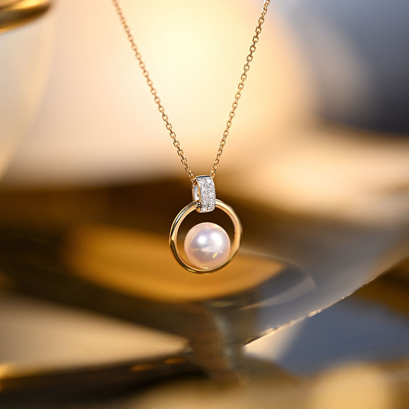 [ヘイズジュエリー] セレナーデデザイン 18Kゴールド ツーカラーサークルダイヤモンド 日本製オーロラアコヤ真珠7.5-8mm