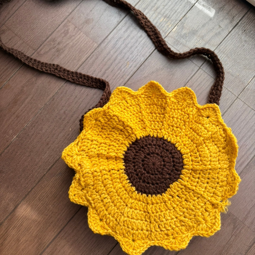 ひまわりのかぎ針編みショルダーバッグ ショルダーバッグ AMO 通販