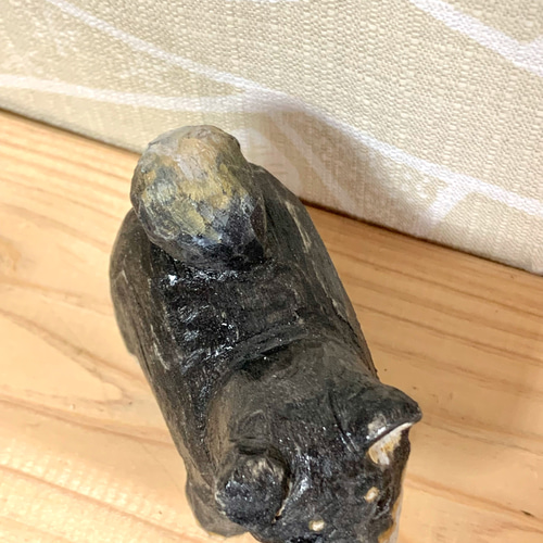 柴コロ[黒柴・巻尾] 柴犬 子犬 木彫り アニマル 置物 彫刻 ボウケンノ