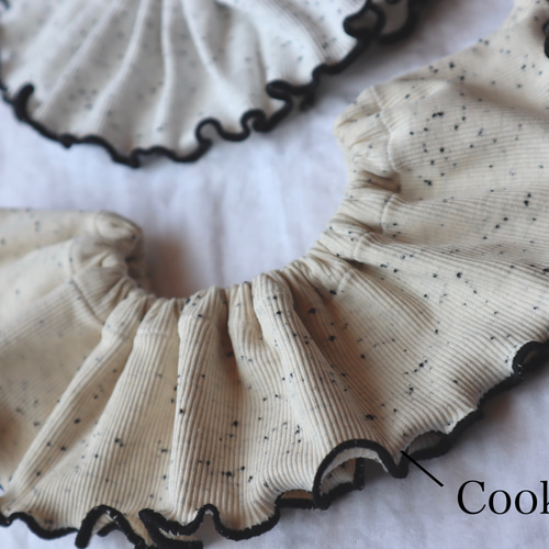 ハンドメイドフリルスタイ How to make a two-tiered ruffle bib with a rounded design. No