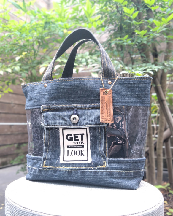 №741【DENIM✖️PVC CLEAR TOTE BAG❤️】両面可愛いデニムリメイク✨miniポーチ付き 4枚目の画像