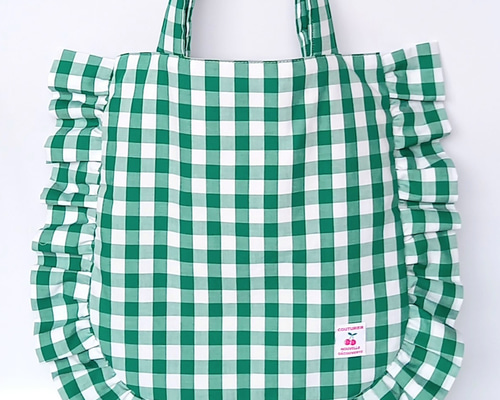 フリフリの大きめ手さバッグ フリルがとてもCute♥️ 緑のギンガム