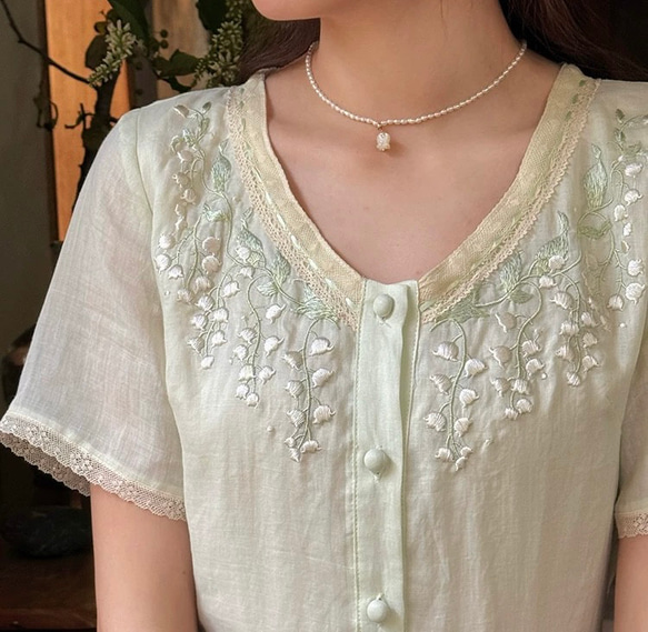 可憐な刺繡とレースのロングワンピース　ウエストレース付き【春夏秋】ミントグリーン 2枚目の画像