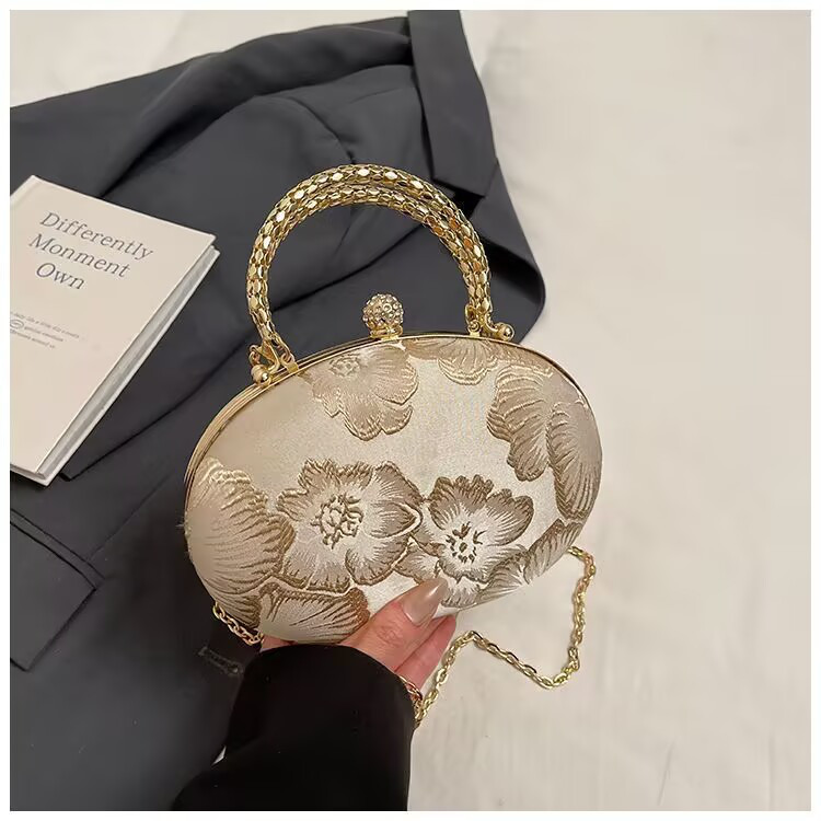 ♡クラッチバッグ　可愛いパーティーバッグ9～14日届け送料込み