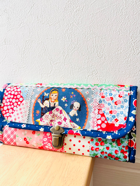 昭和レトロガールズ「ソーイングガールズ」パッチワークとわんちゃん