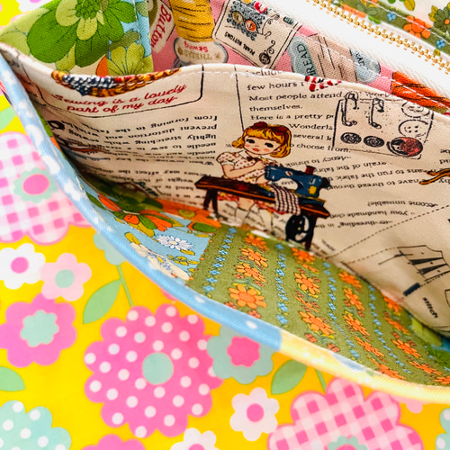 昭和レトロガールズ「ソーイングガールズ」パッチワークとわんちゃん