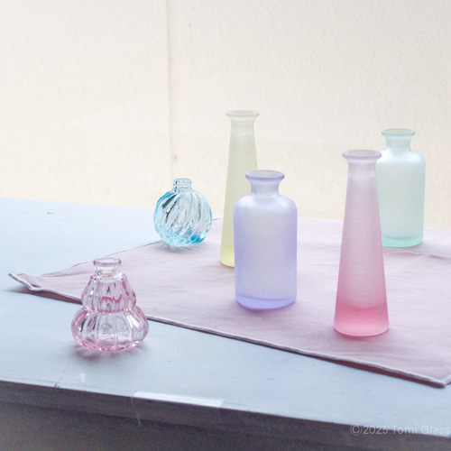 ピンクでレトロ／WEB限定／ヴィンテージ小瓶／一輪挿しセットECST063