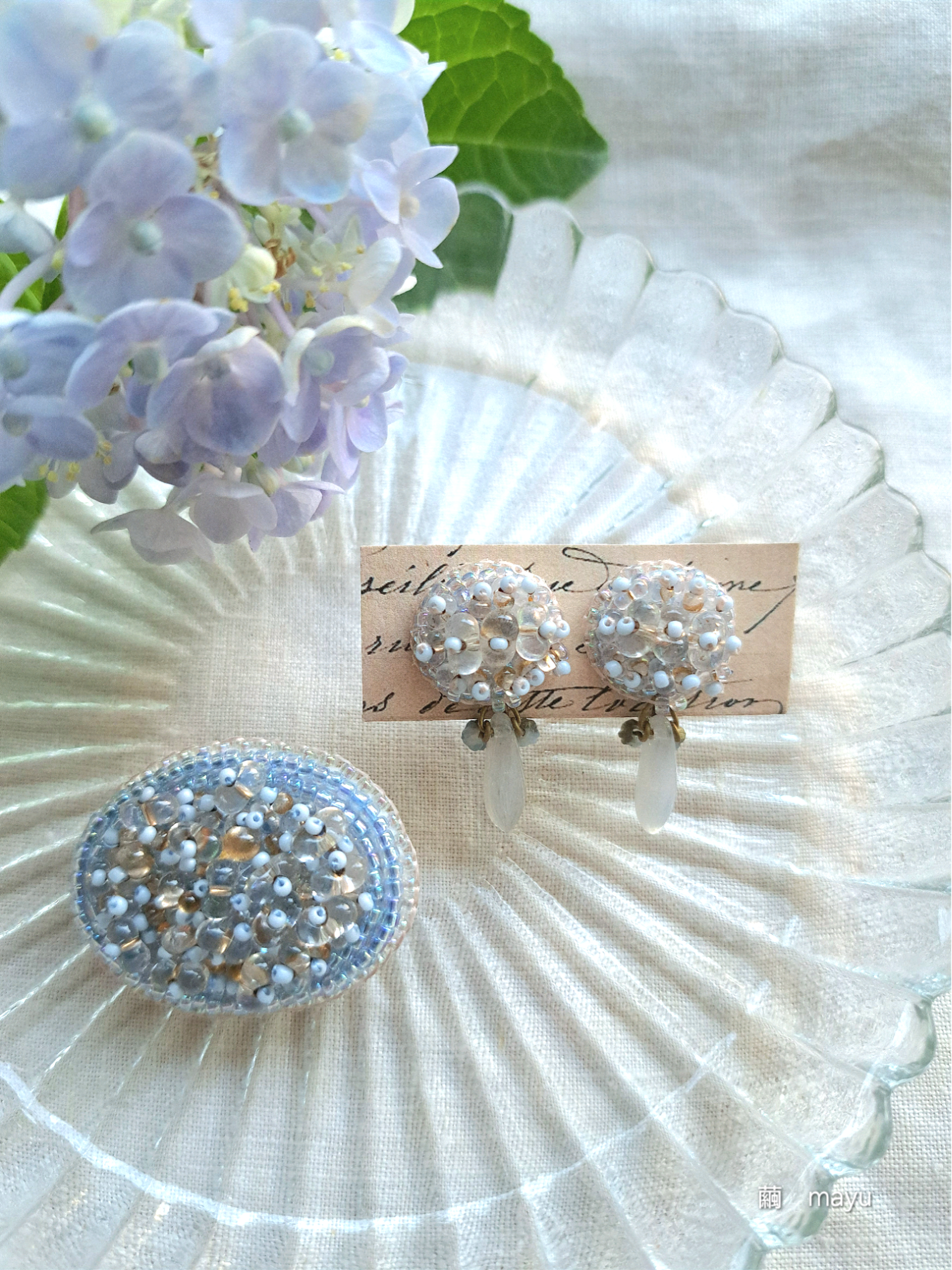 ビーズ刺繍　イヤリング　ブローチセット