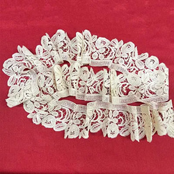 ベルギー ブルージュ ボビンレース　大きな手刺繍リボン　オーバルクロス ベルギー ブルージュ ボビンレース 大きな手刺繍リボン オーバル