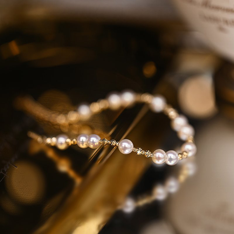 [ヘイズジュエリー] Mengling Design 18Kゴールド カスミソウ ハイグロス 淡水パール 5-5.5mm ブレス