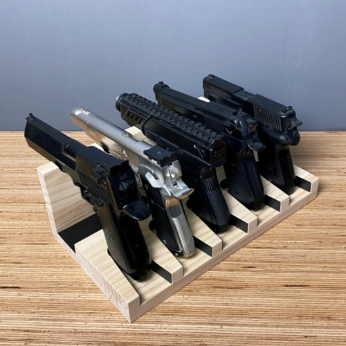 エアガン 三丁 昭和レトロ 45年前に購入(⁠ ⁠ꈍ⁠ᴗ⁠ꈍ⁠) エアガン 三丁