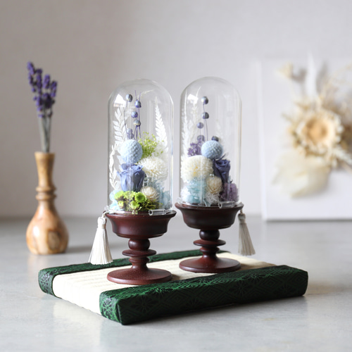 プリザーブドフラワーアレンジメント ガラス容器入り　ホコリ被らない プリザーブドフラワー ガラスポット ケース入り LEDライト付き