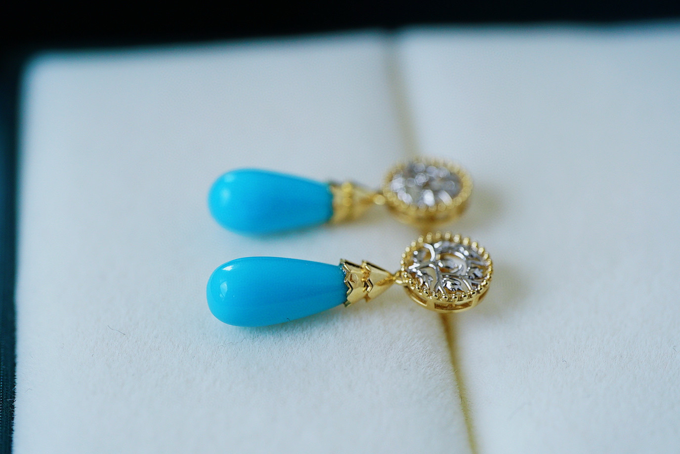 「眠り姫」K18ゴールド　天然ダイヤモンド　12月の誕生石　アリゾナトルコ石　ターコイズ　ピアス 57,000円
