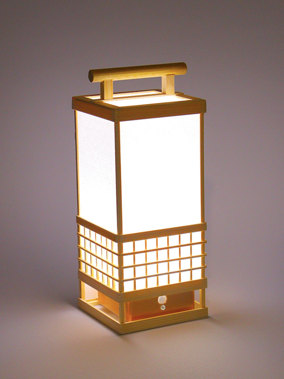 下町の灯火『狐窓』人感センサーライト 手持ち行灯 スタンドライト