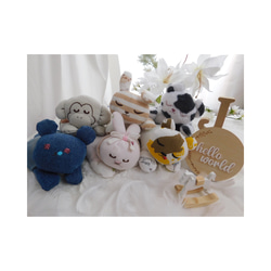 スヤスヤ眠るぬいぐるみ\ベビー服リメイク/ ぬいぐるみ Jasly