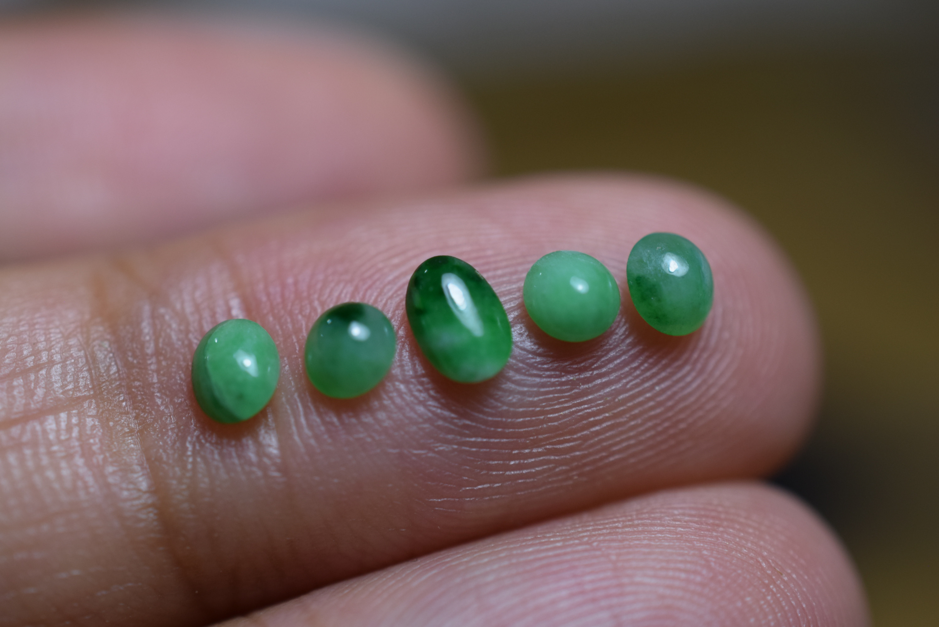 ミャンマー産 A貨 本翡翠 ルース ジェダイト RS11-06 ミャンマー産 天然 A貨 本翡翠 ルース 硬玉 ジェダイト 天然石