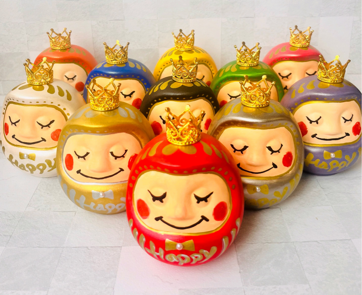 【名前・文字入れ可♡】みまもりだるまの貯金箱/王冠付き♡選べるカラー　縁起物　置物　ツヤツヤ　可愛い　一点物