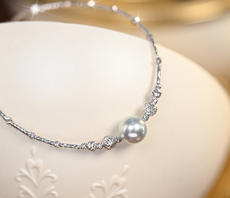 [ヘイズジュエリー] Shuyingシリーズ 18Kゴールド まばゆい輝き 引き出しデザイン 日本製オーロラ 麻色 アコヤ海水真