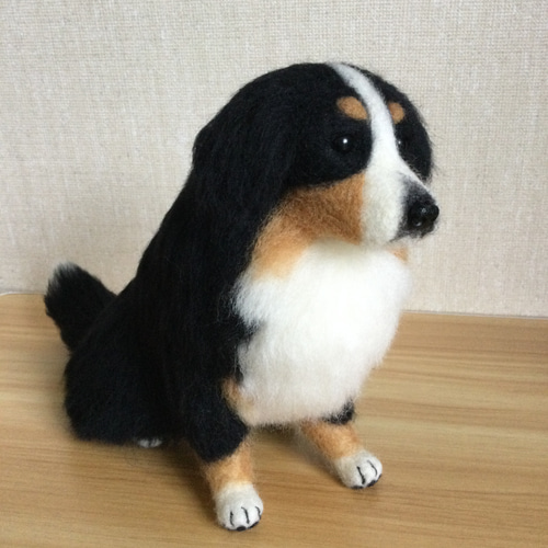 羊毛フェルト 犬 バーニーズマウンテンドッグ 羊毛フェルト masapan