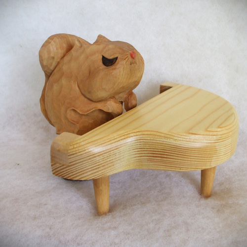 ♪えぞももんがのピアニスト♪木製置物♪ その他置物 zizimomo 通販