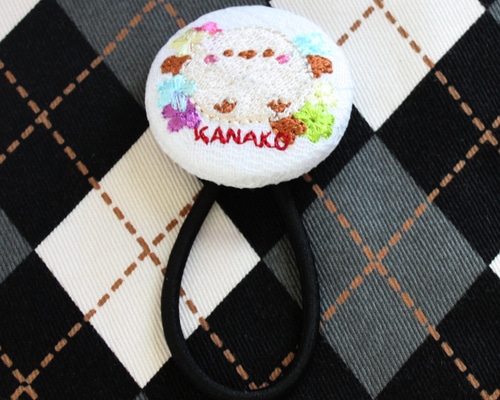 オーダーメイド 名入れ シマエナガ 髪飾り付き ヘアゴム 刺繍 ヘア