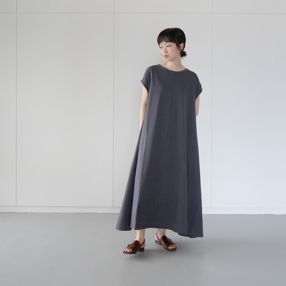 organic cotton one piece/asphalt 2枚目の画像