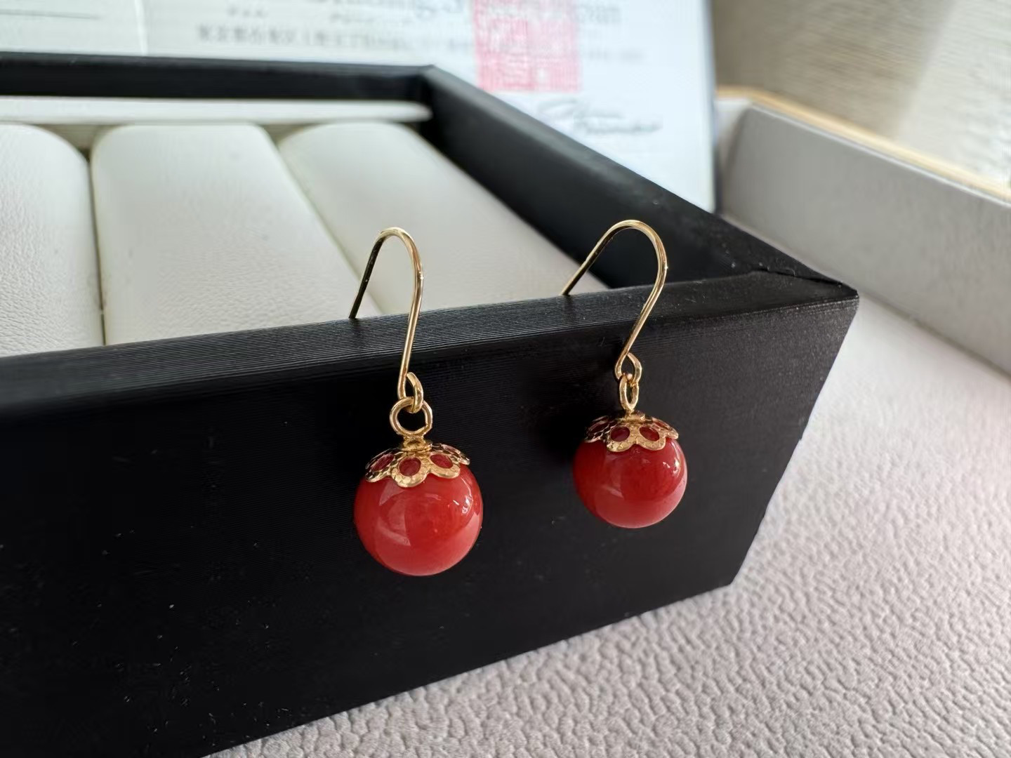 天然サンゴ （イタリア産）6.5-7mm 18K ピアス