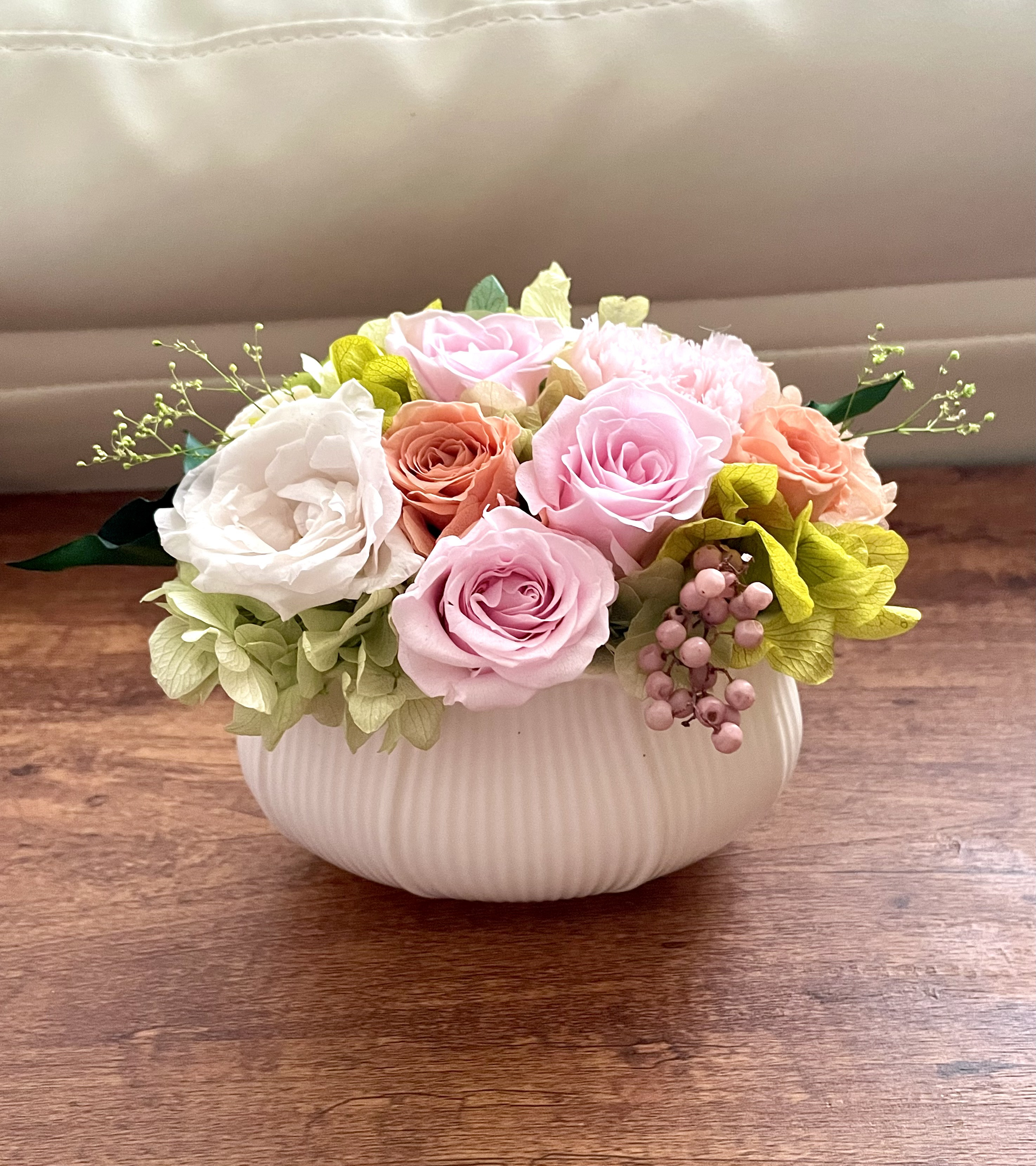 ＊*..ふんわり優しいローズアレンジ..＊°.プリザーブドフラワー　お花の贈り物