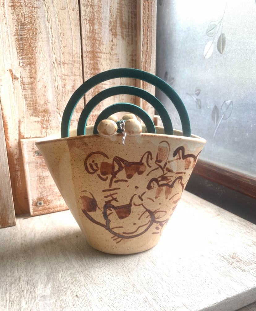 蚊取り線香立て　山田知代子絵付け【送料込み】
