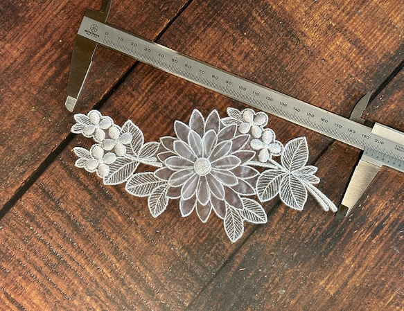 立体オーガンジーモチーフレース ◆ ボタニカル柄 ◆ 1組(2枚) ◆ 日本製 ◆ M-lace-No,219 3枚目の画像