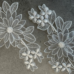 立体オーガンジーモチーフレース ◆ ボタニカル柄 ◆ 1組(2枚) ◆ 日本製 ◆ M-lace-No,219 1枚目の画像