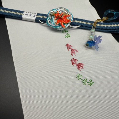 0857半襟 手書き金魚&金魚帯留め・根付・帯締め　化繊半衿　夏祭り　イベント 0857半襟 手書き金魚&金魚帯留め・根付・帯締め 化繊半衿 夏祭り