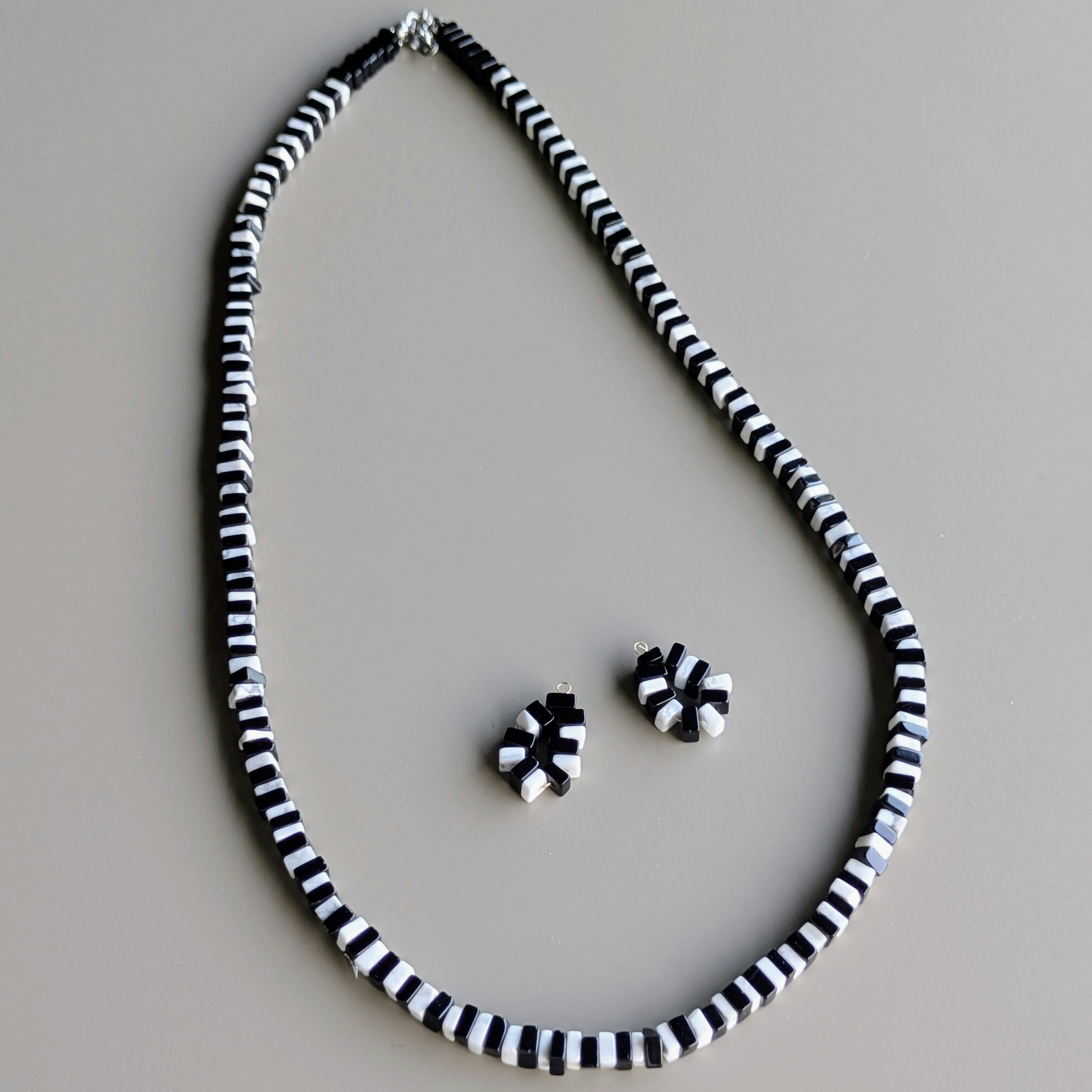 ピアス付 ◆天然石 ブラックオニキス ストライプ モノトーンネックレス サージカルSV92514kgf