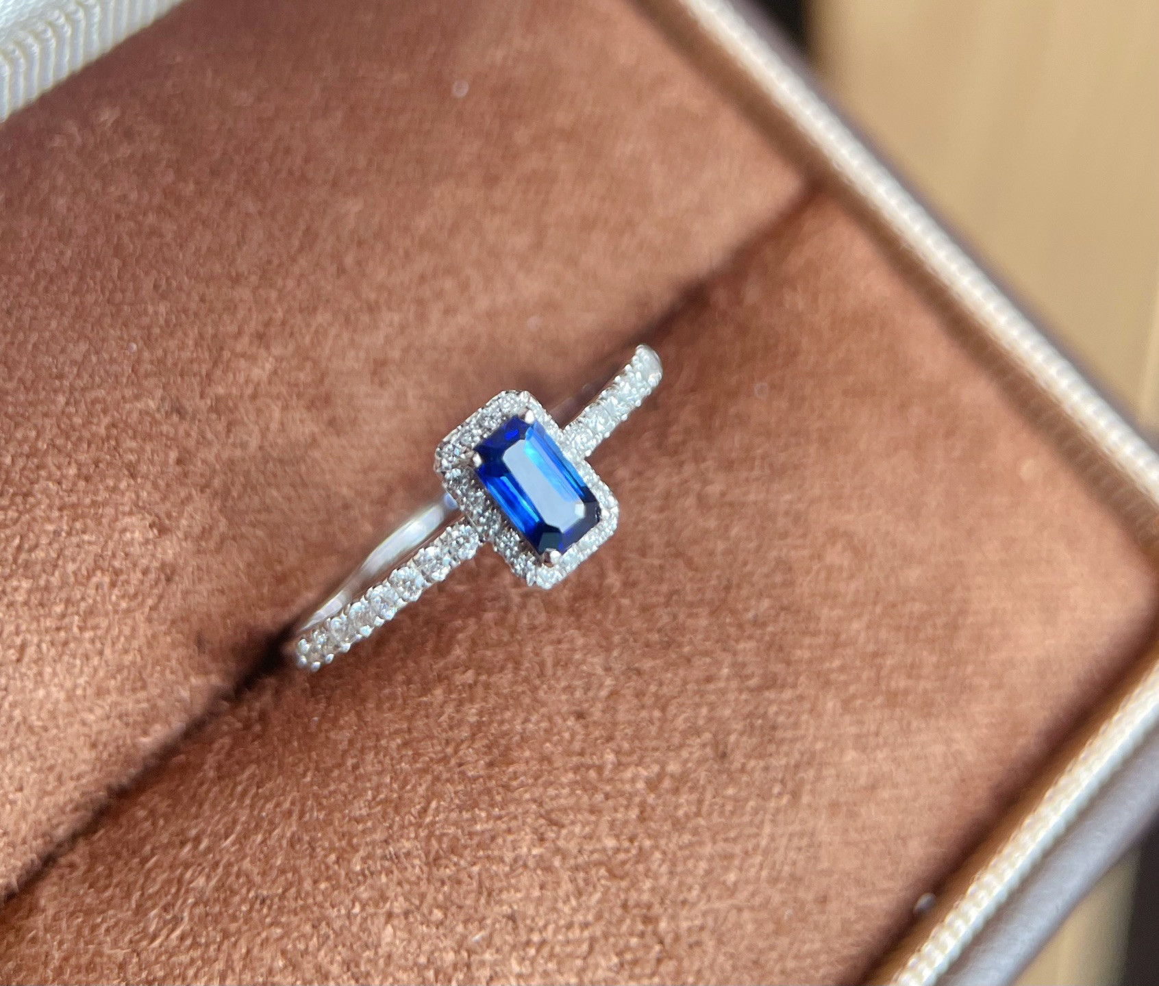 天然ダイヤモンド付きサファイアリングPT950　2312