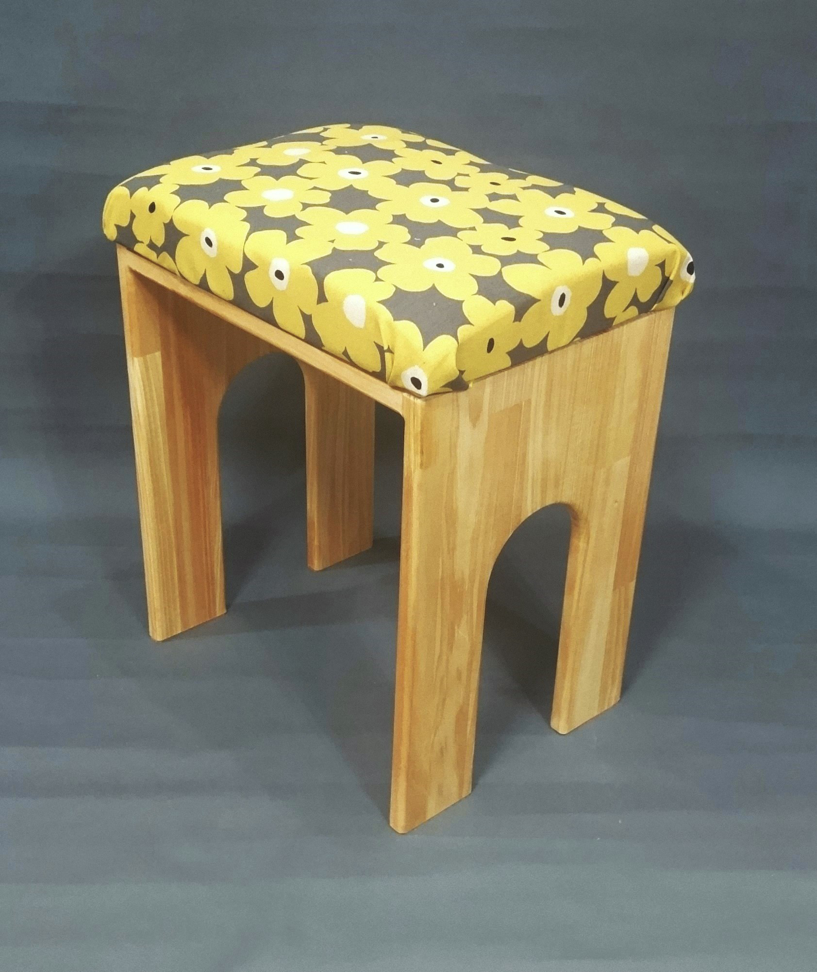 こんなの欲しかった❤シンプルだけど可愛い花柄スツール 単品❤ 230lab