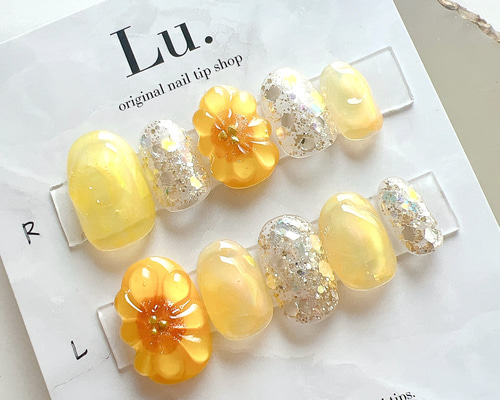 サイズオーダーネイルチップ 夏 ひまわり ぷっくり フラワー イエロー ニュアン サイズオーダーネイルチップ 夏 ひまわり ぷっくり フラワー イエロー