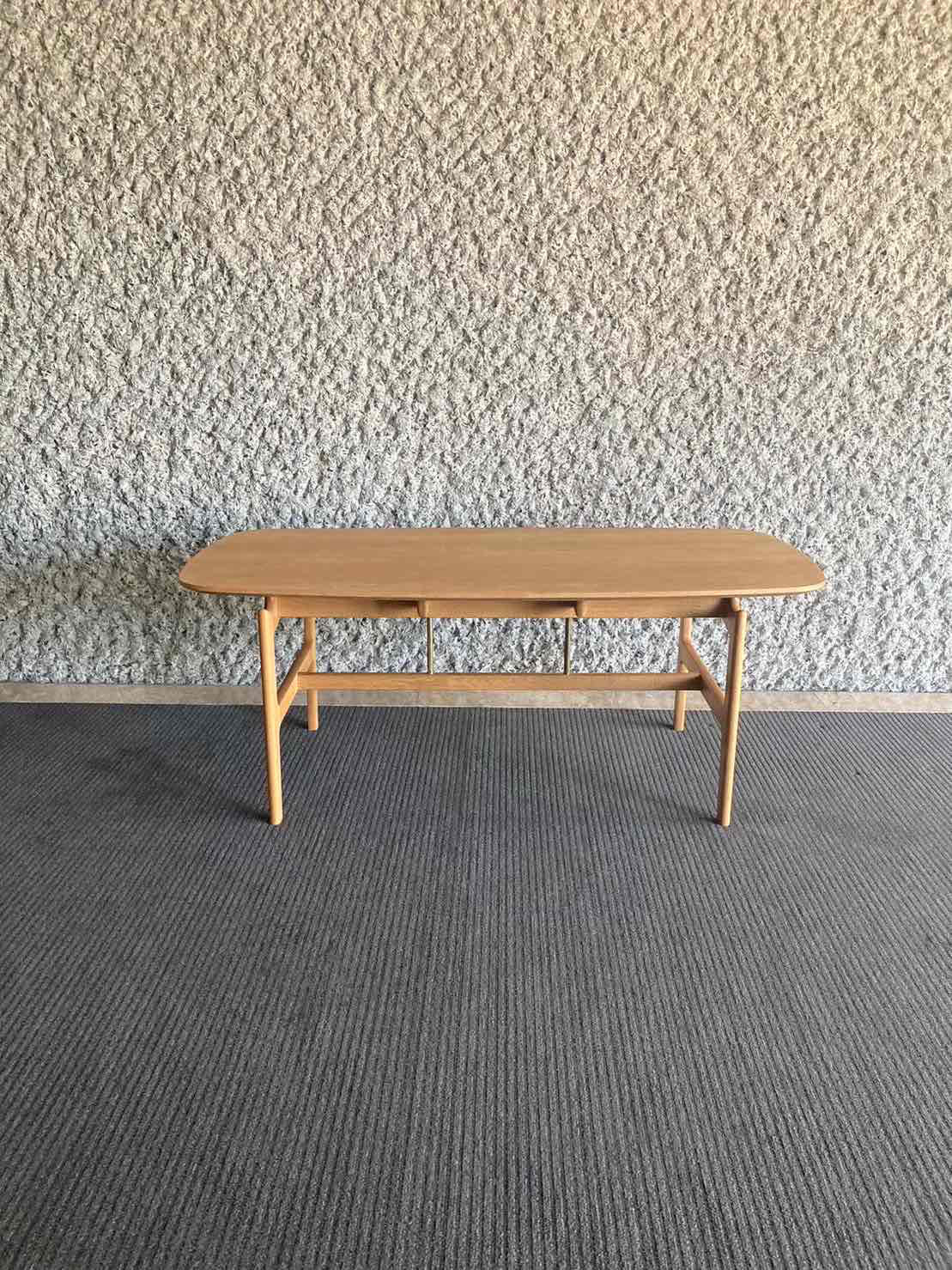 北海道ナラ無垢材／作家手製ダイニングテーブル／一点物 ダイニング 