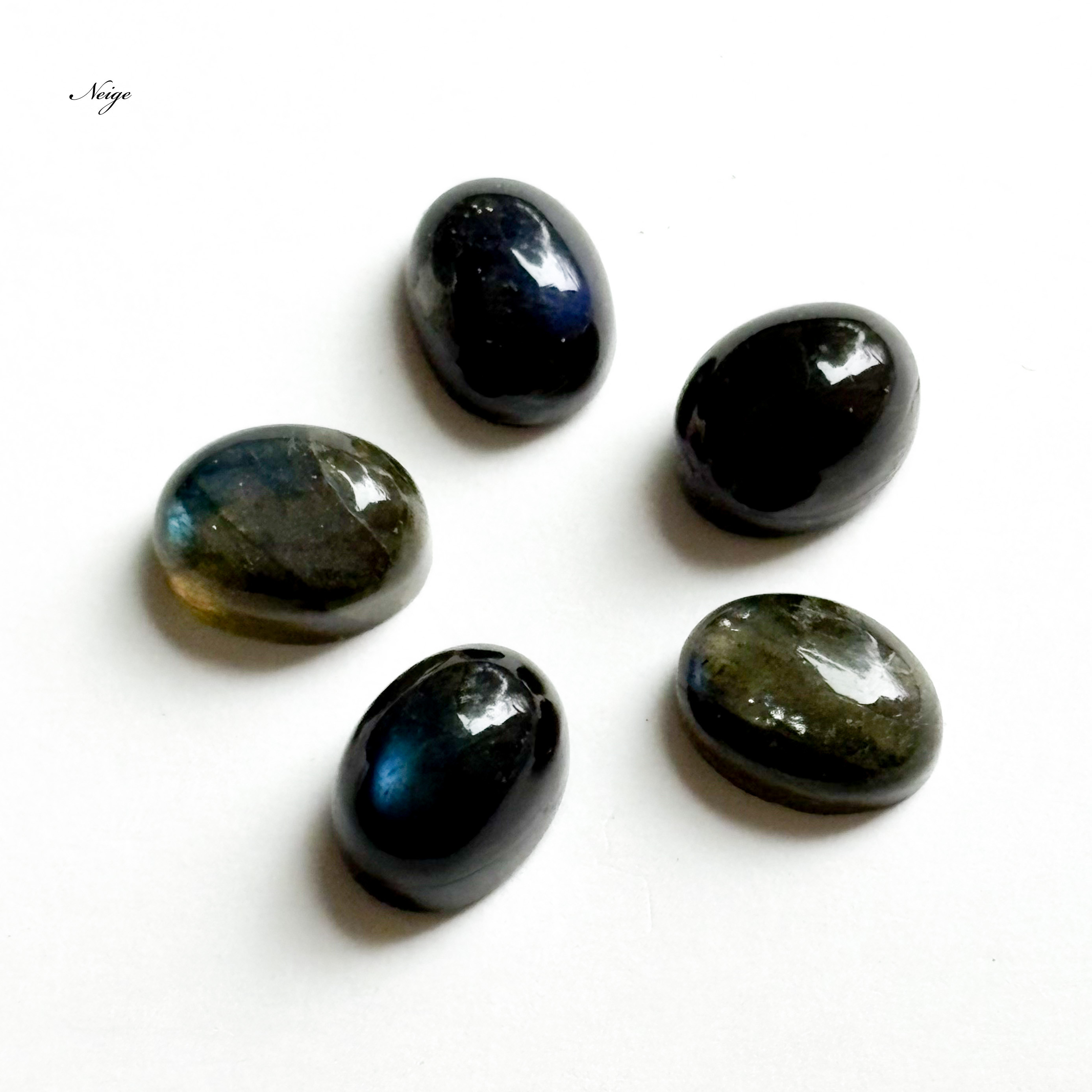 宝石質ブラックラブラドライトAAA- オーバル カボション8×6mm 1