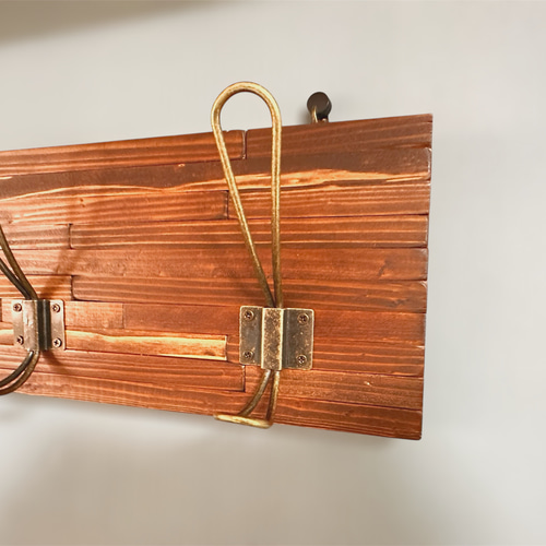 天然木の4連フック 壁掛け ハンガーラック ヴィンテージ風