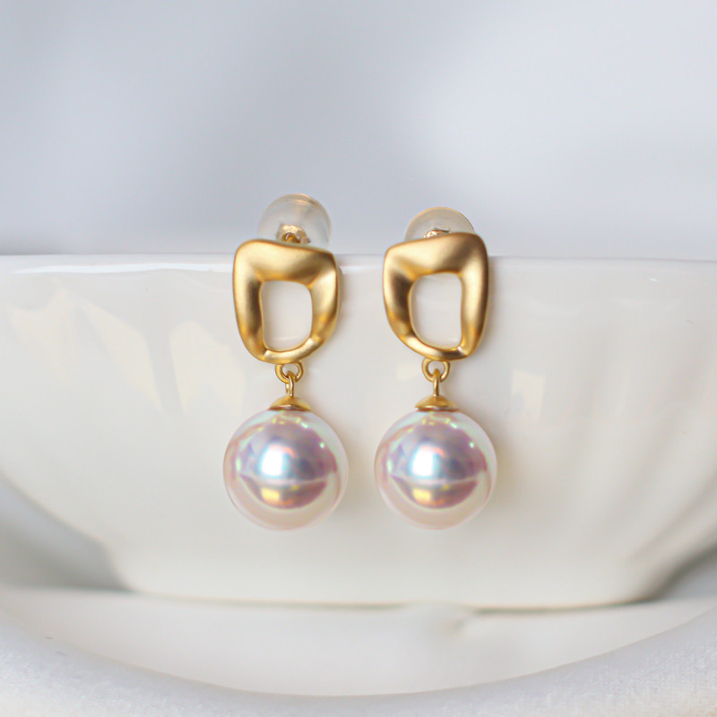 【La Corser】日本製 7-9.5mm アコヤ天然海水真珠ピアス 18Kゴールド ラウンド型 明るい光 女性 OL気質ピア