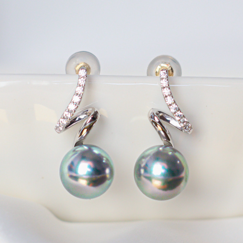 【La Corser】日本製天然7-10mmアコヤ海水真珠ピアス 18Kゴールド 真多摩天 女性用ピアス イヤリング 強い光ピア