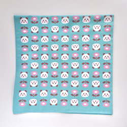 北欧パンダのハンカチ《ピンク》 2枚目の画像