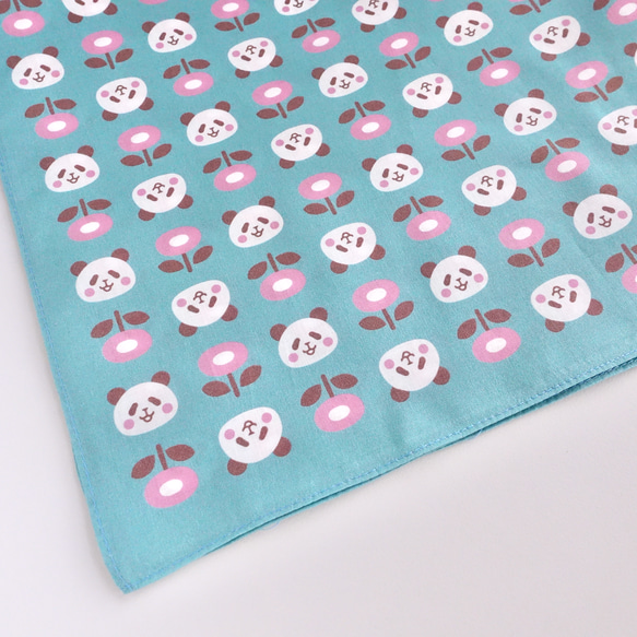 北欧パンダのハンカチ《ピンク》 1枚目の画像