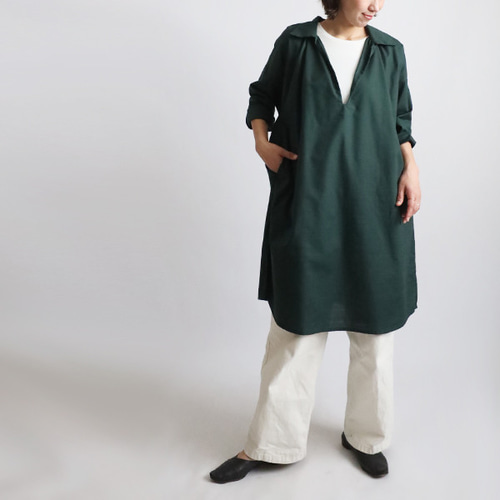 夏／最終ＳＡＬＥ　上質ギマ擬麻コットン　Vネック スキッパー ロング シャツ ワンピース　ゆったり 重ね着　ネイビー R44A 最終SALE ギマ擬麻コットン Vネック スキッパー ロング