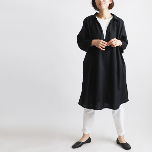 夏／最終ＳＡＬＥ　上質ギマ擬麻コットン　Vネック スキッパー ロング シャツ ワンピース　ゆったり 重ね着　ネイビー R44A 夏／最終SALE ギマ擬麻コットン Vネック スキッパー ロング