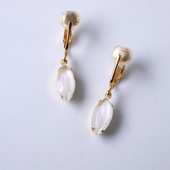 ヴィンテージビジューのイヤリング/ピアス white givre 4枚目の画像