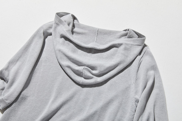 ★現貨★柔軟舒適！灰色連帽針織套頭刺繡上衣 250615-1 第7張的照片